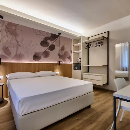 Monolocale 1 - Viale Turati, Daire Lecco