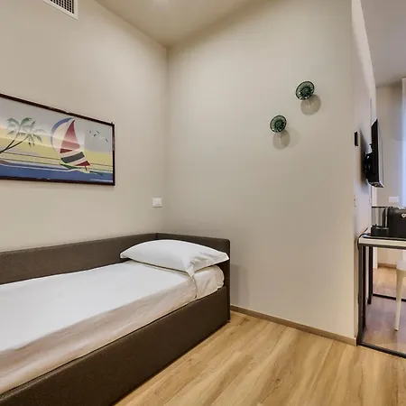 Monolocale 1 - Viale Turati, * Lecco
