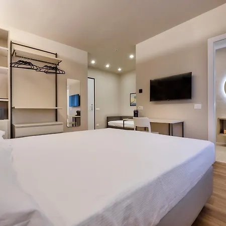 Monolocale 1 - Viale Turati, Daire *
